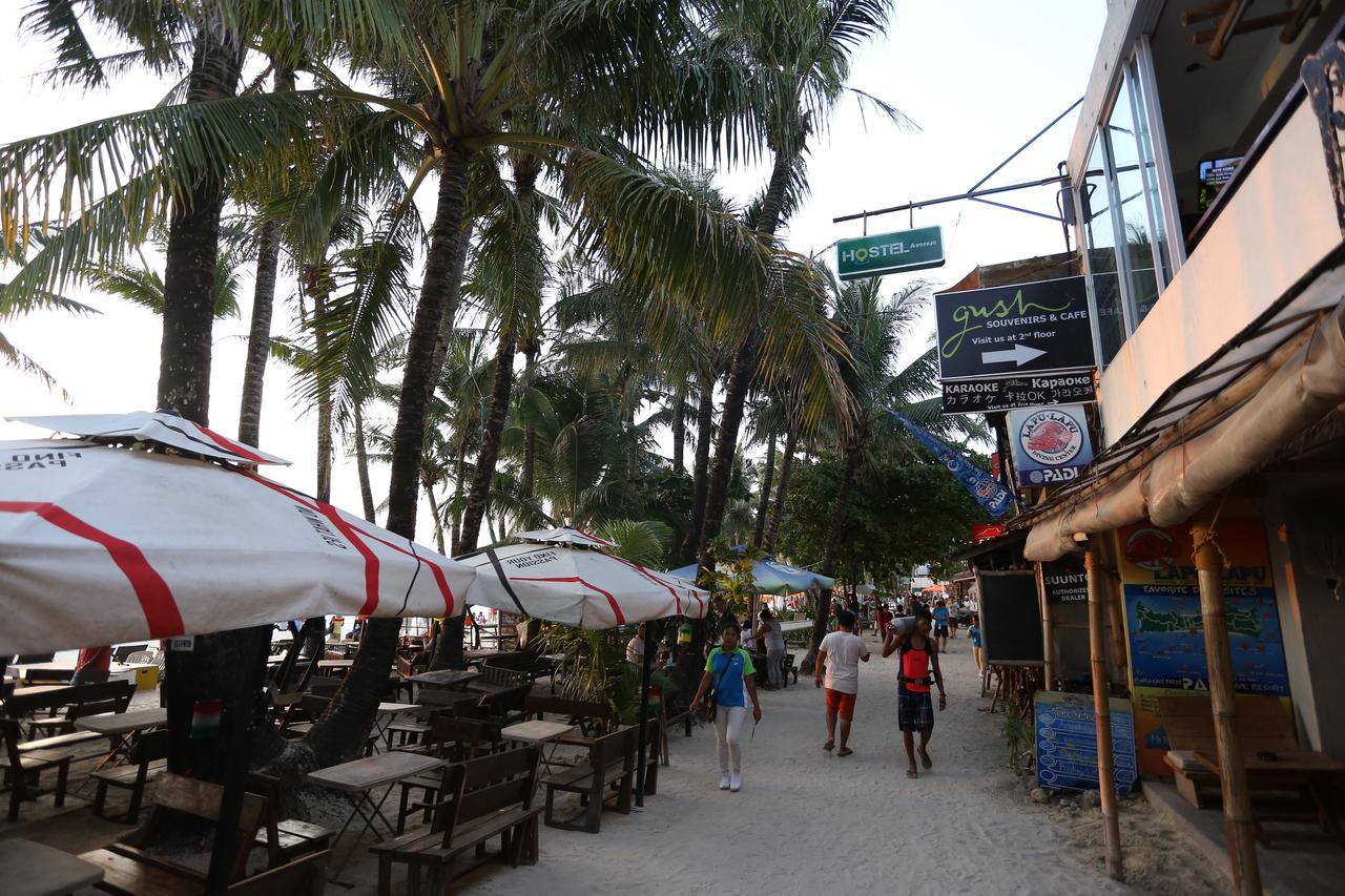 Hostel Avenue Beachfront Balabag  Zewnętrze zdjęcie